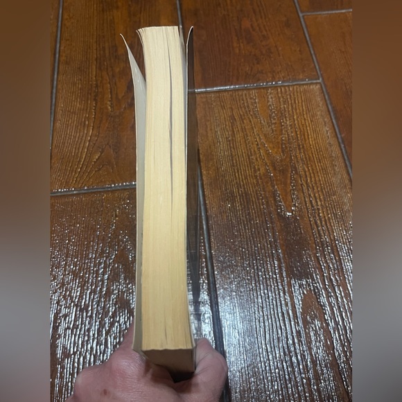 The Hunger Games (Book 1) by Suzanne Collins (2010) Paperback Paperback - Picture 4 of 4